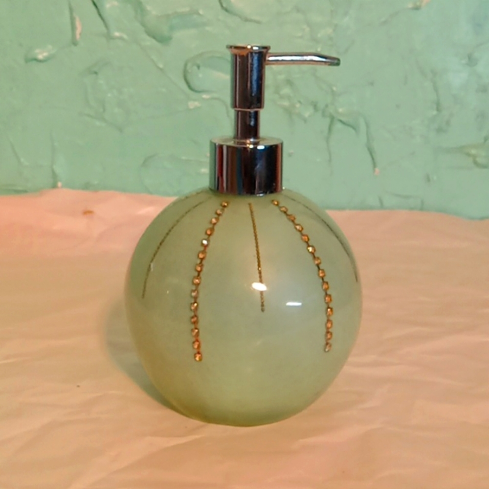 A Nice Green Handwash Holder